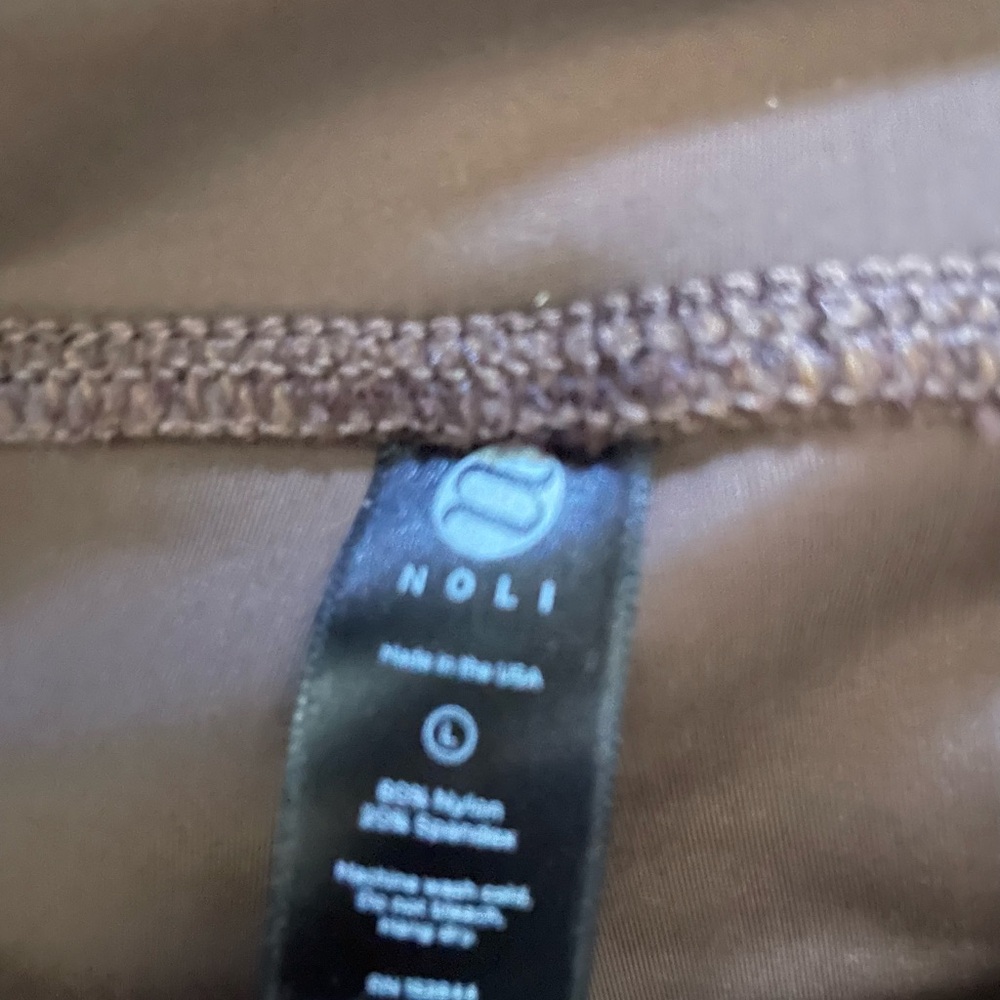 Noli size large bronze colored leggings. - Picture 3 of 3